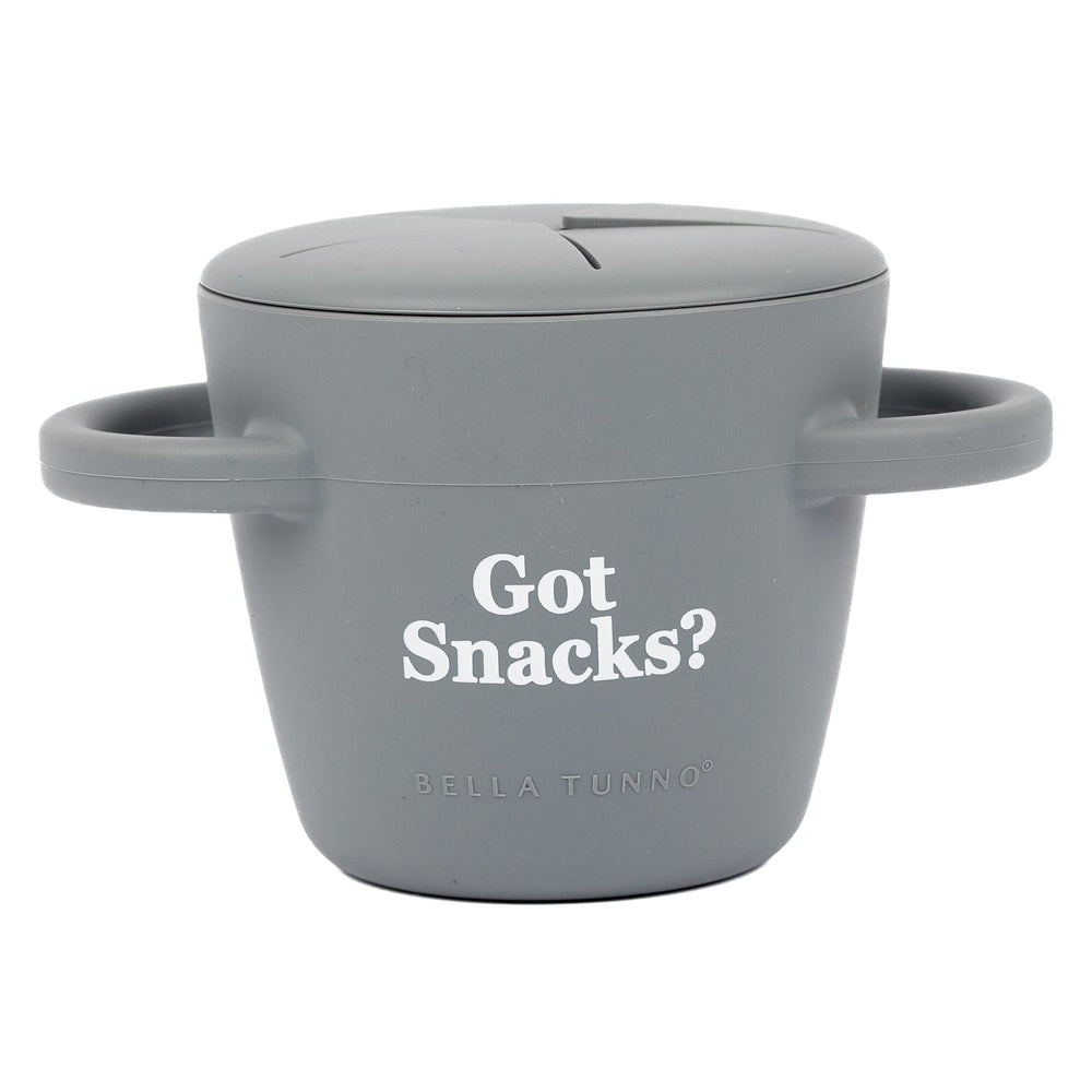 Bella Tunno Got Snacks snack cup with removable lid makes filling and cleaning easy.