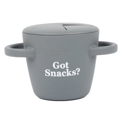 Bella Tunno Got Snacks snack cup with removable lid makes filling and cleaning easy.