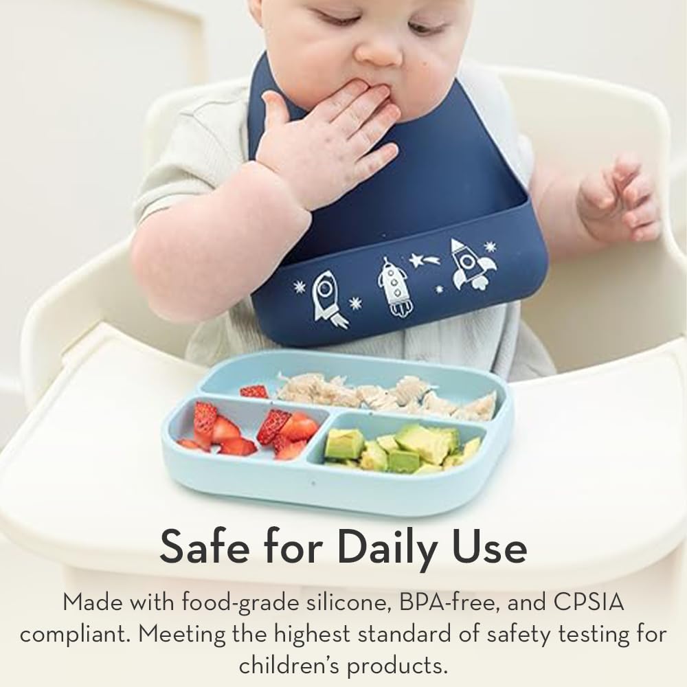 Bella Tunno Little Bites Bib is dishwasher safe for fast cleaning.