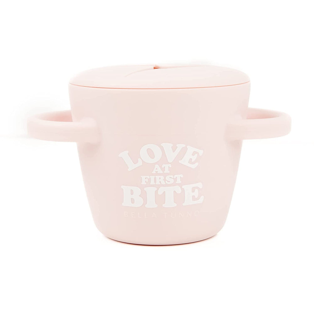 Bella Tunno snack cup with toddler lid closed for mess-free dining on the go