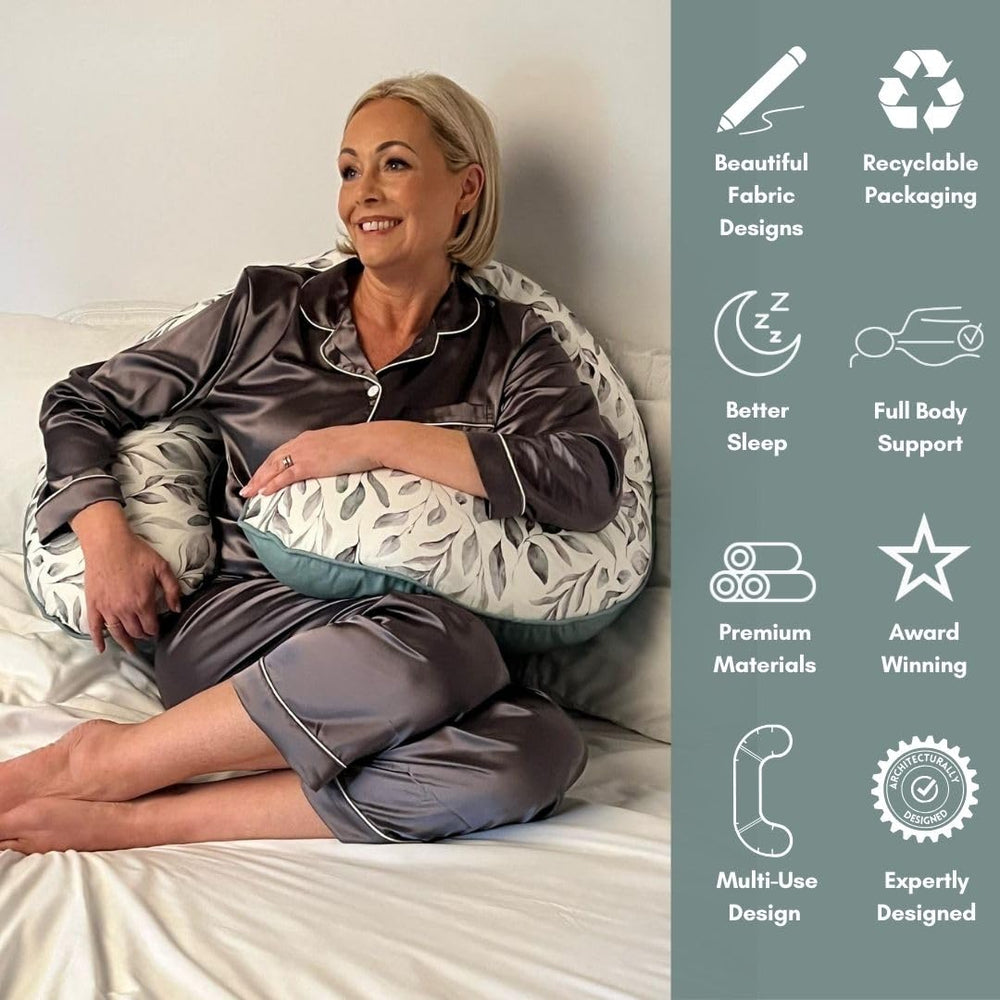 BellaMoon belly-to-knee cradle helps back alignment during pregnancy.