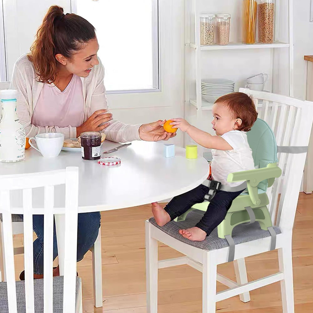 Bella's Friends 3-in-1 safety harness keeps your child securely seated.