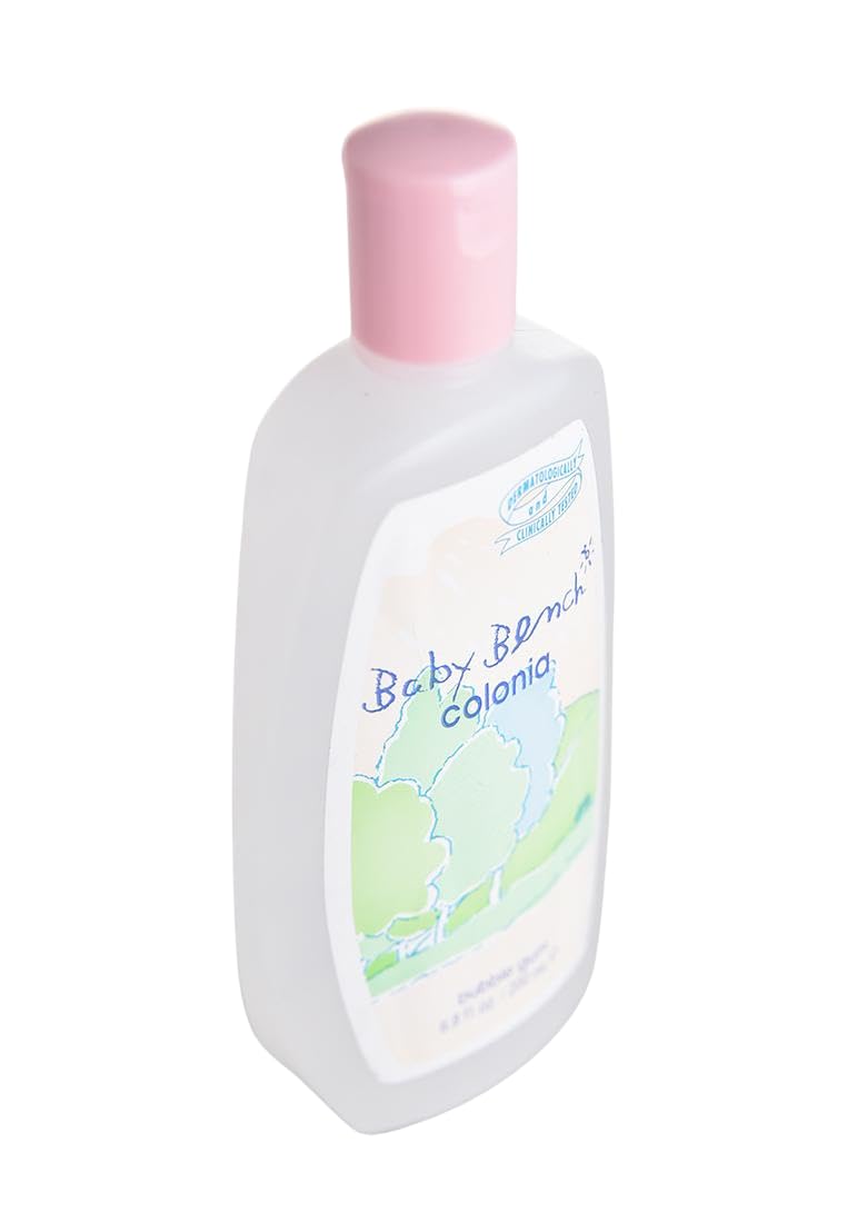 Bench Baby Cologne Bubble Gum cap closeup highlights safe, child-friendly packaging.