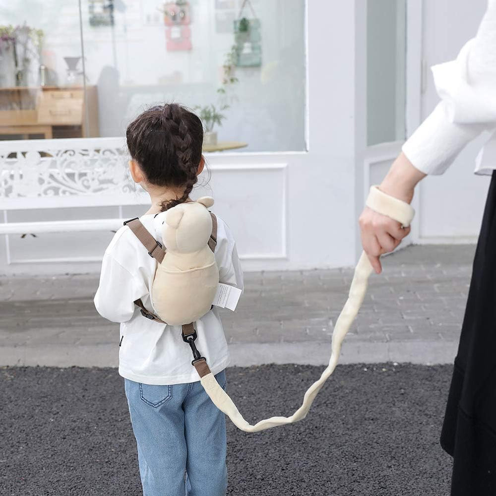 Berhapy bear backpack walking leash helps parks and markets stay calm and close.