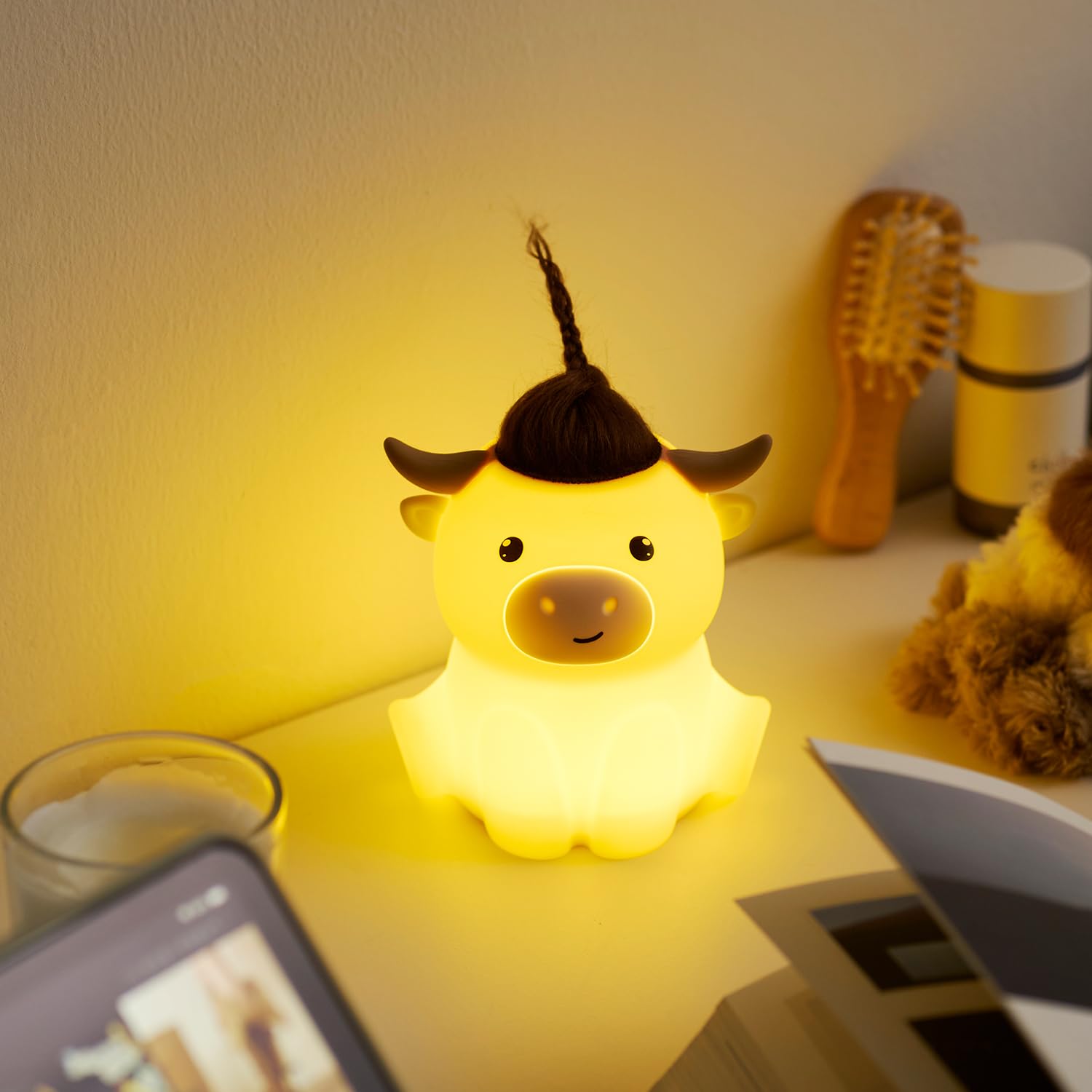 Bestfaith Highland Cow Night Light enhances dorm decor with soft light