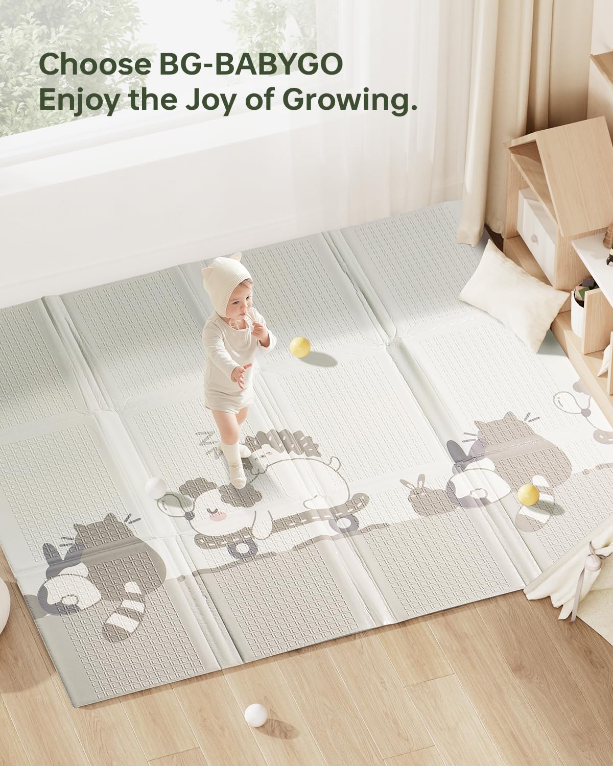 BG-BABYGO easy-clean waterproof surface for quick mess cleanup