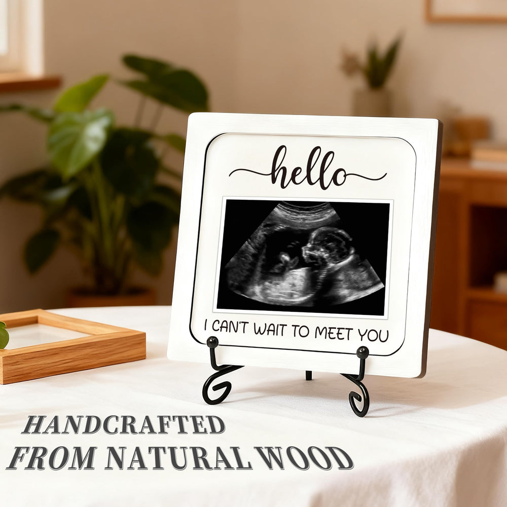 BGFMVS birth announcement frame welcomes a new baby.
