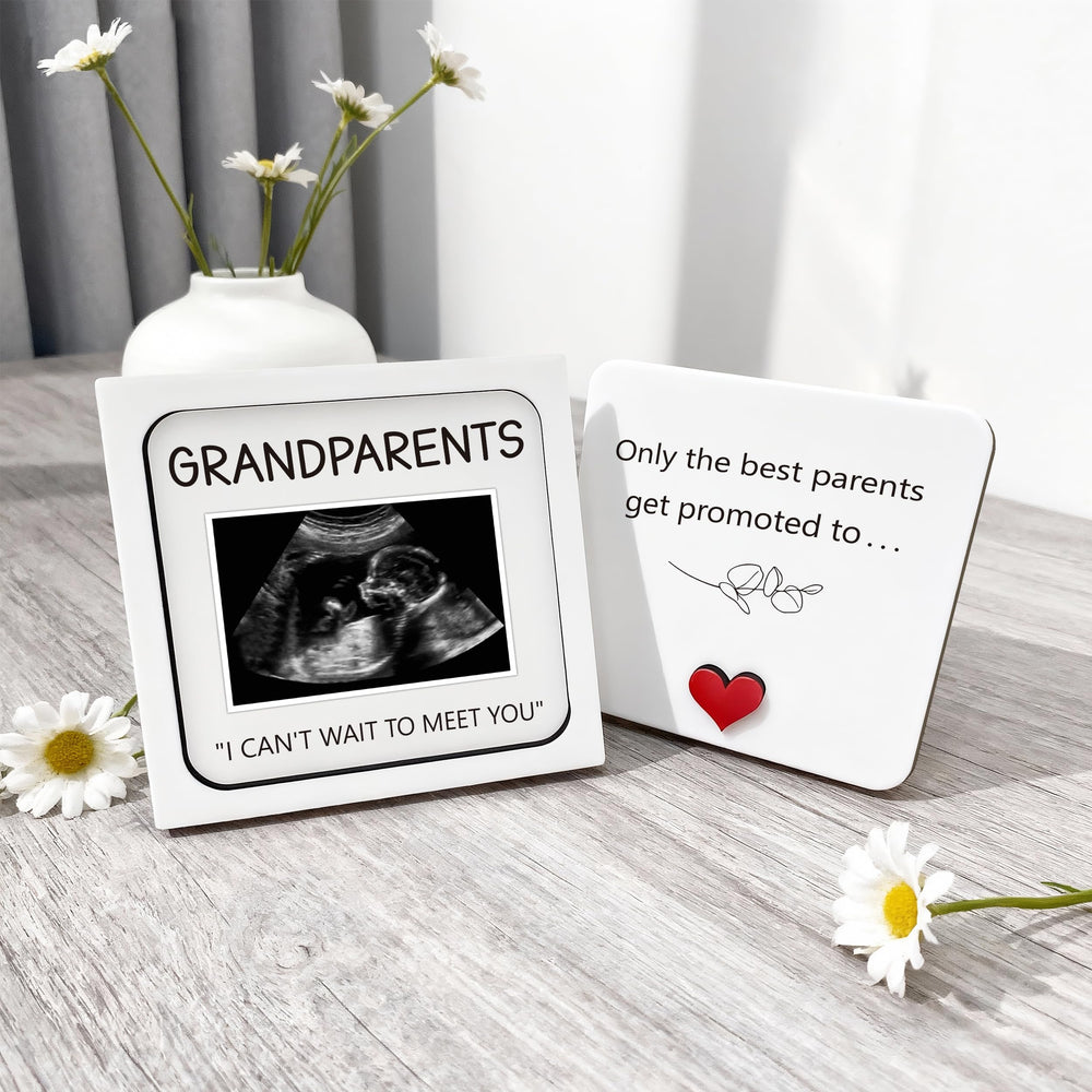 BGFMVS pregnancy news gift box including a display-ready frame.