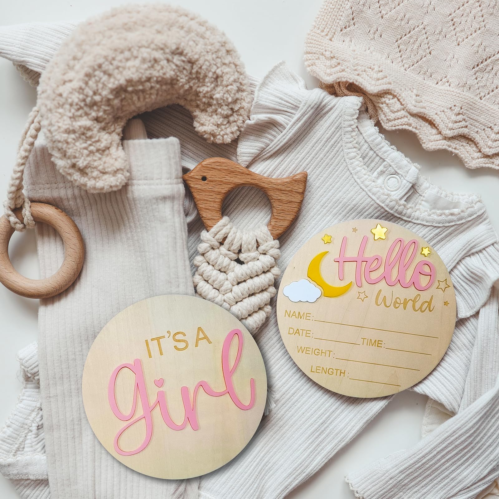 BIANSIWU It’s A Girl sign ready for photo moments