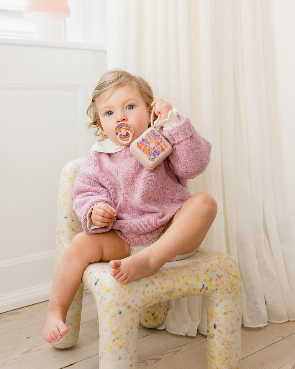 BPA-free food-grade material used in the BIBS Liberty pacifier box.