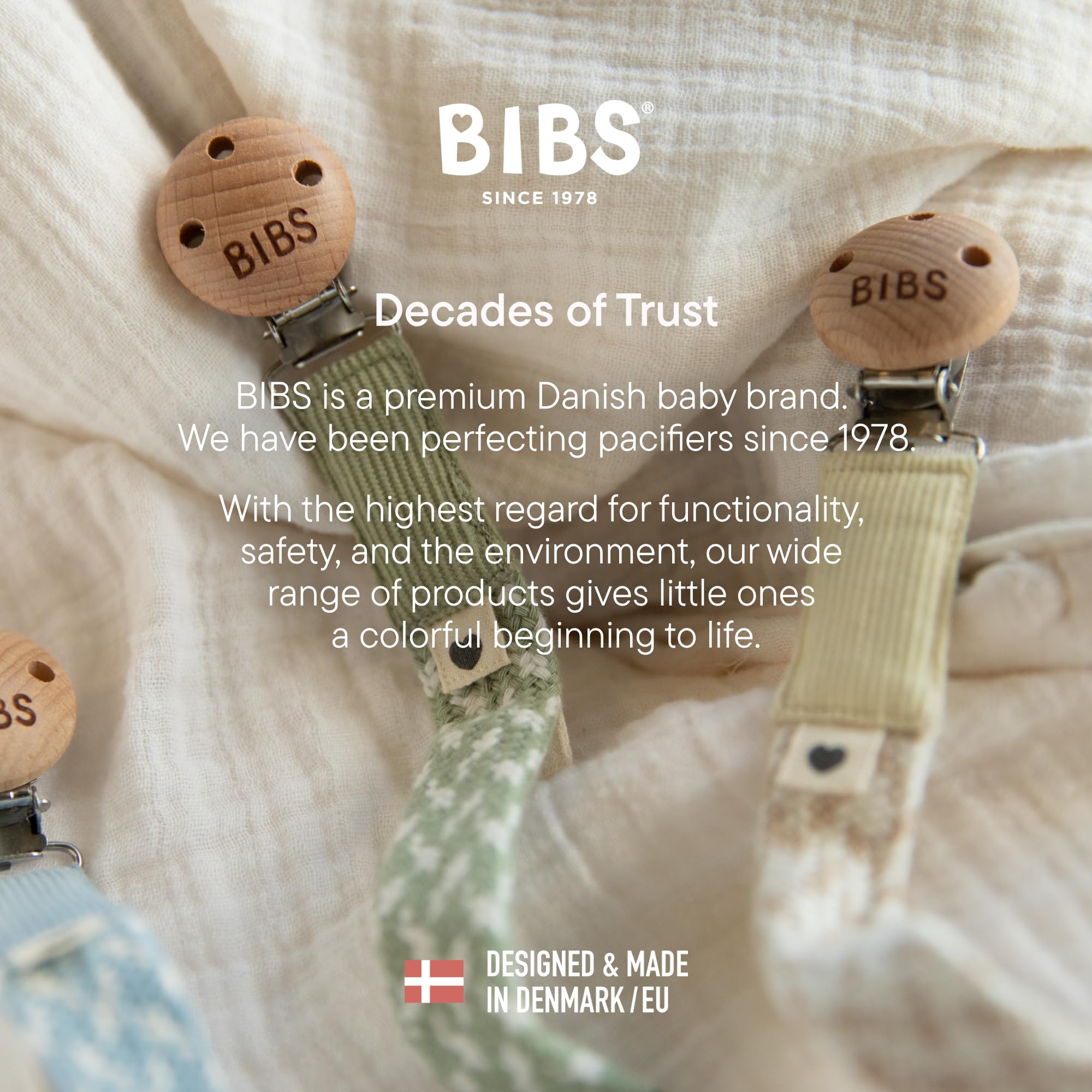 Color-matched option helps coordinate pacifier with Bibs product line.