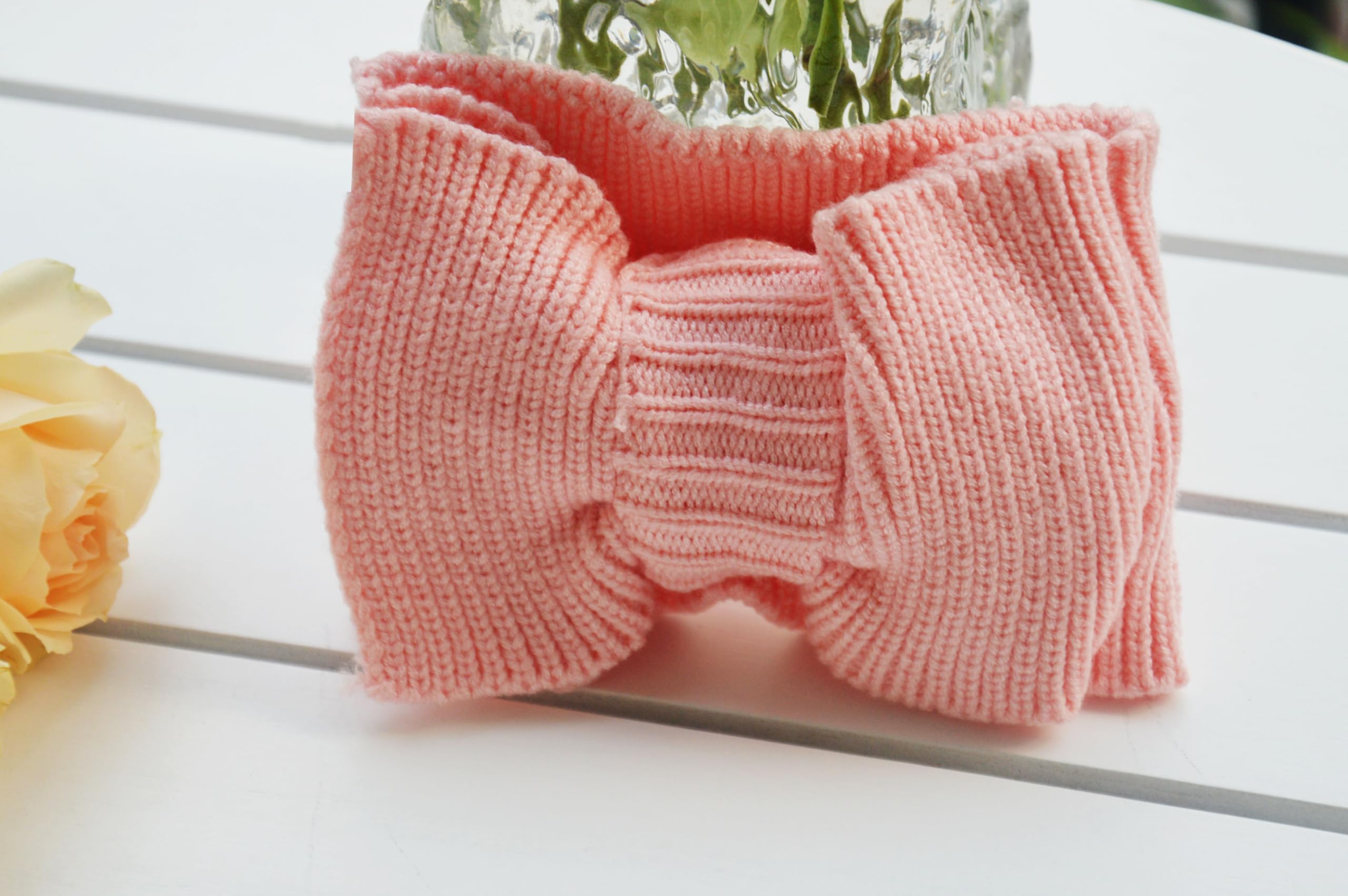 Bidadary newborn photoshoot accessory enhances tiny portraits