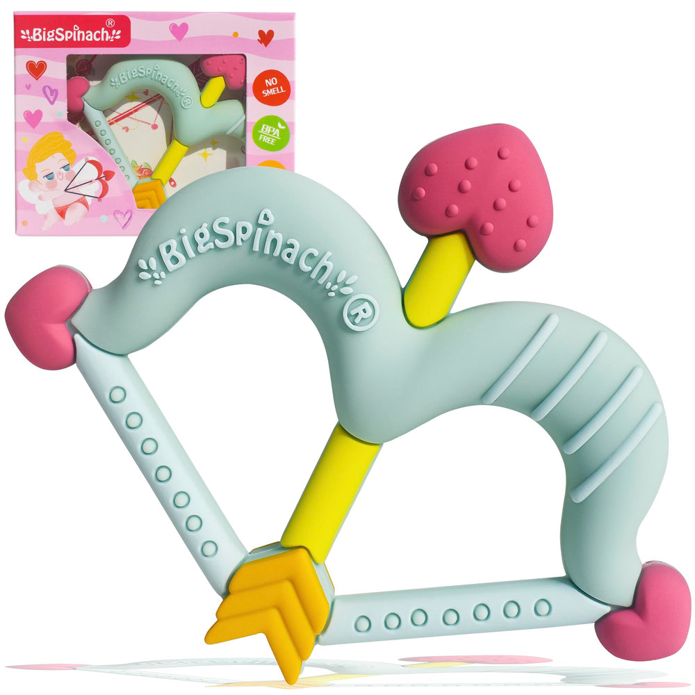 BIGSPINACH heart-shaped teether designed for easy grip and gum comfort.