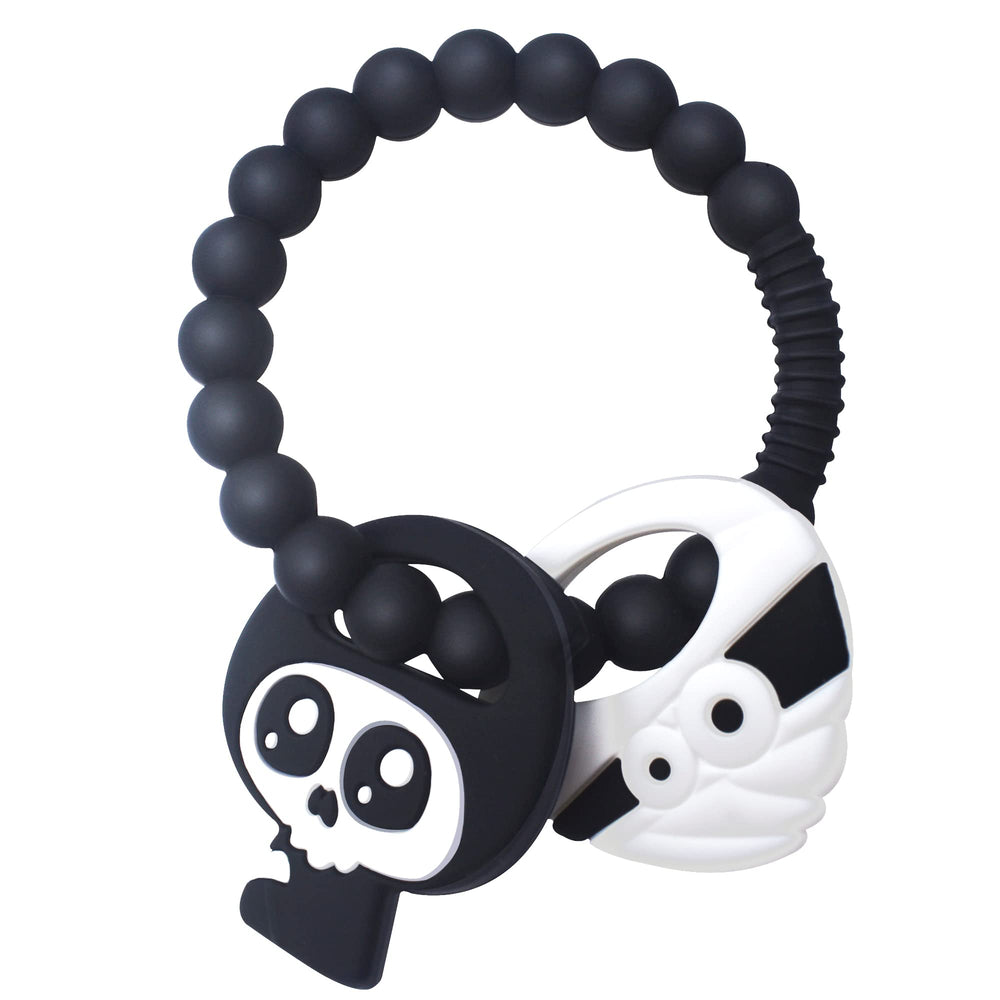 BIGSPINACH mummy teether with black bumpy ring eases teething discomfort for babies.