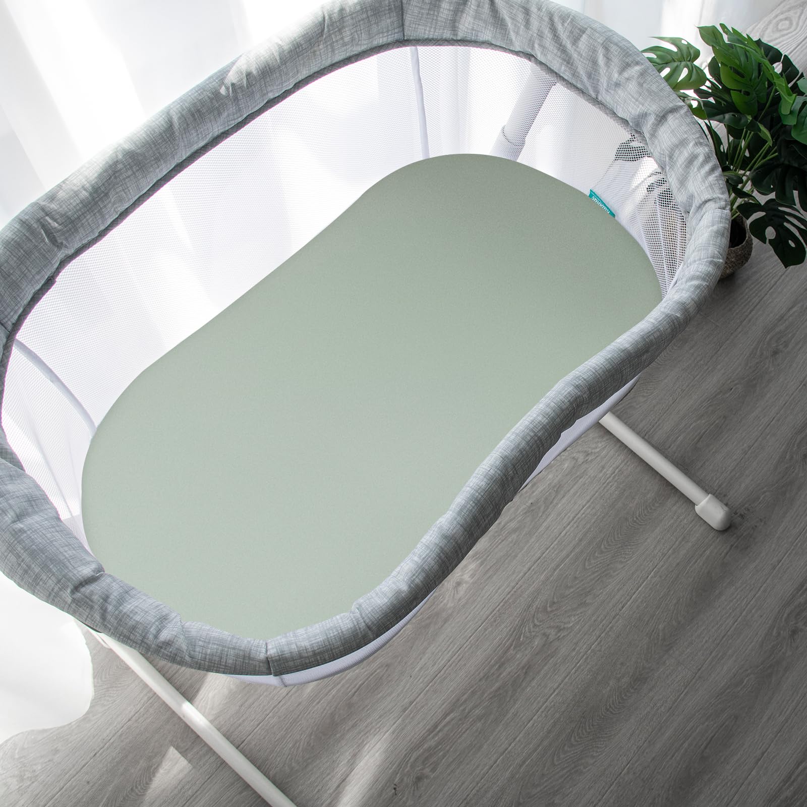 Biloban sheets are machine washable for easy-care and quick refresh.