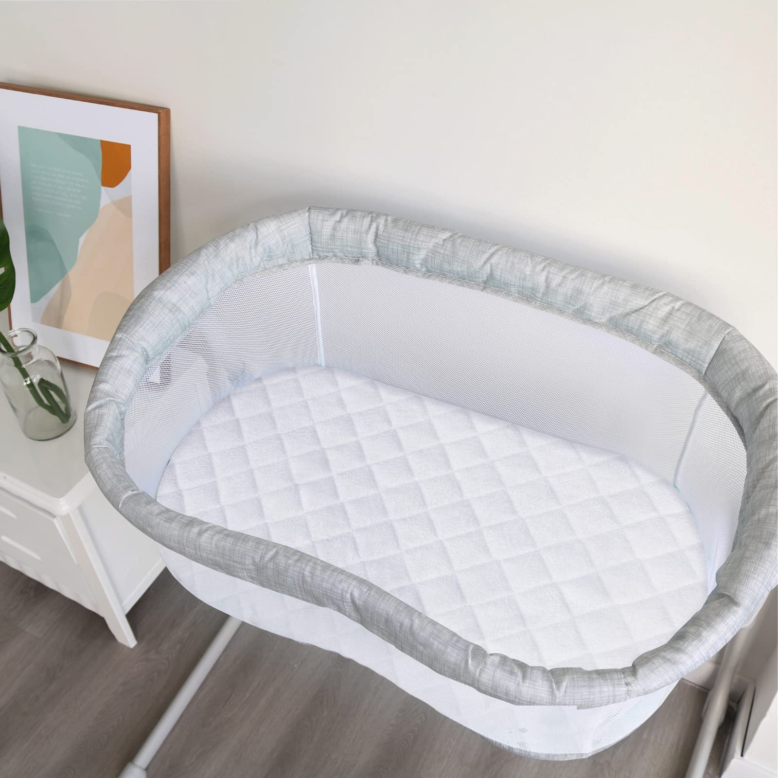 Biloban universal bassinet fit accommodates hourglass and oval bassinets with ease