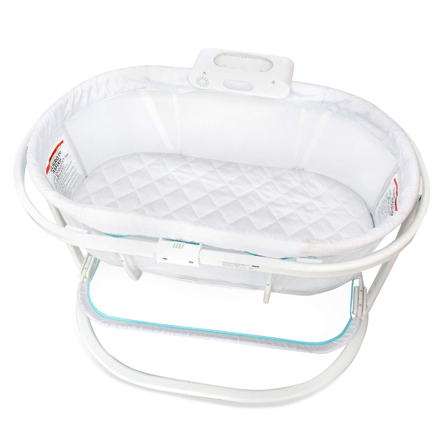 Biloban waterproof bassinet pad cover for Luminate guards against spills.