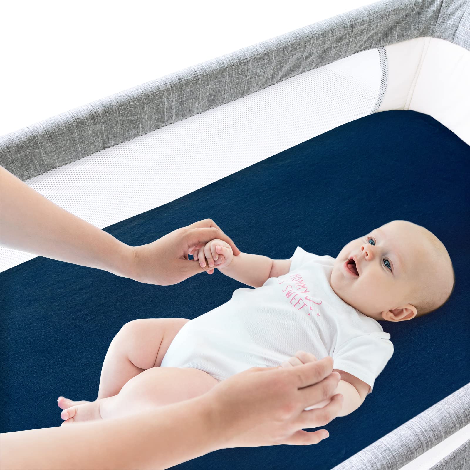 Biloban Bassinet Sheet two-pack offers value and convenience.