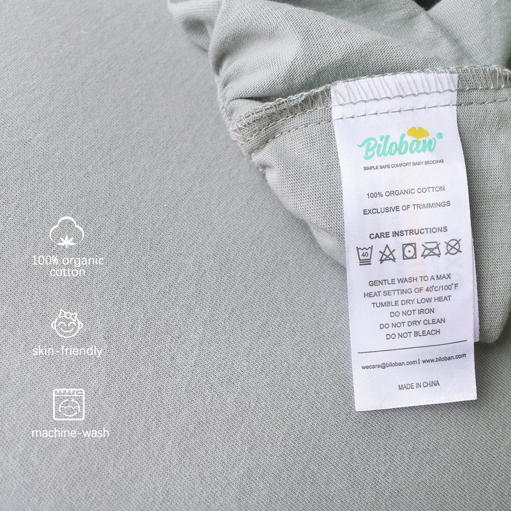Biloban bassinet sheet Ihoming fit, easy-care fabric for busy nights.