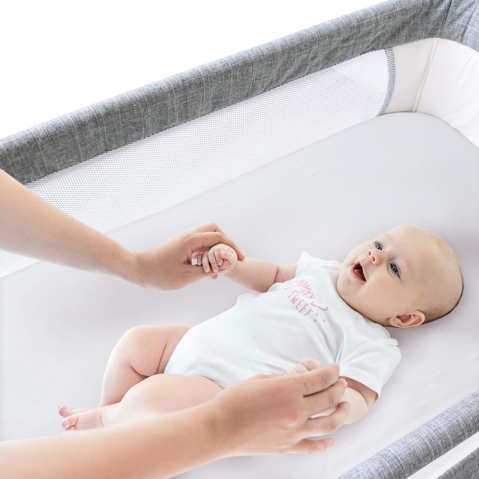 Biloban easy-care bassinet sheet is machine washable for busy parents