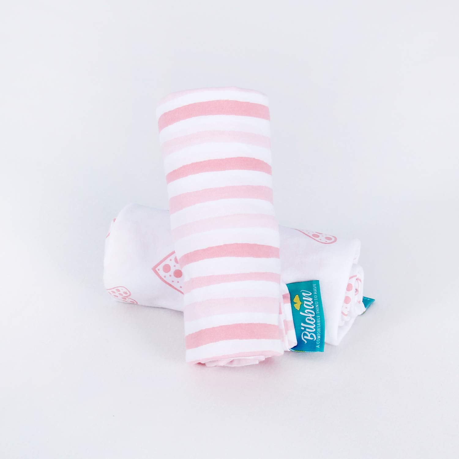 Easy-care Biloban bassinet sheet: machine wash and tumble dry friendly
