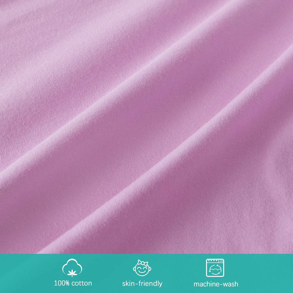 Biloban bassinet-sheets-machine-washable simplify care with easy machine washing.