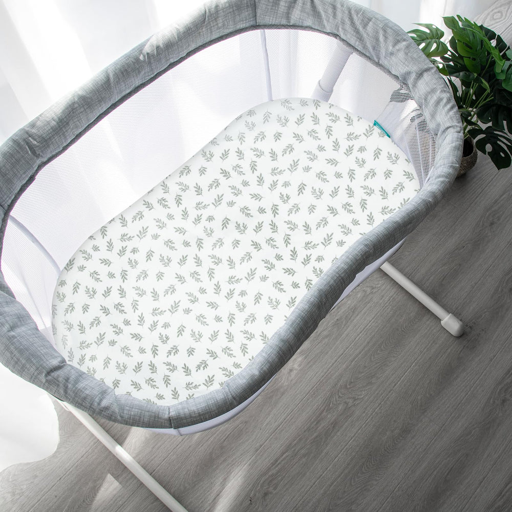 Biloban bassinet sheets are washable and easy to care for busy parents.