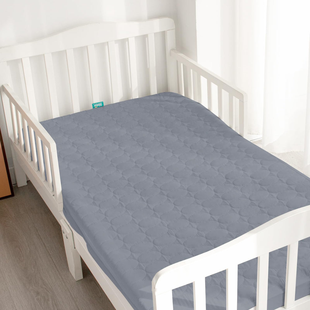 Biloban dryer-safe cover protects mattresses and dries fast