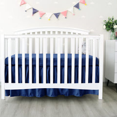 Biloban four corner buttons secure the fit without lifting the mattress.