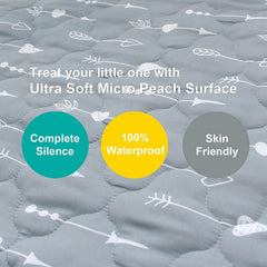 Biloban Graco Pack n Play compatible sheet keeps surfaces dry and comfortable.