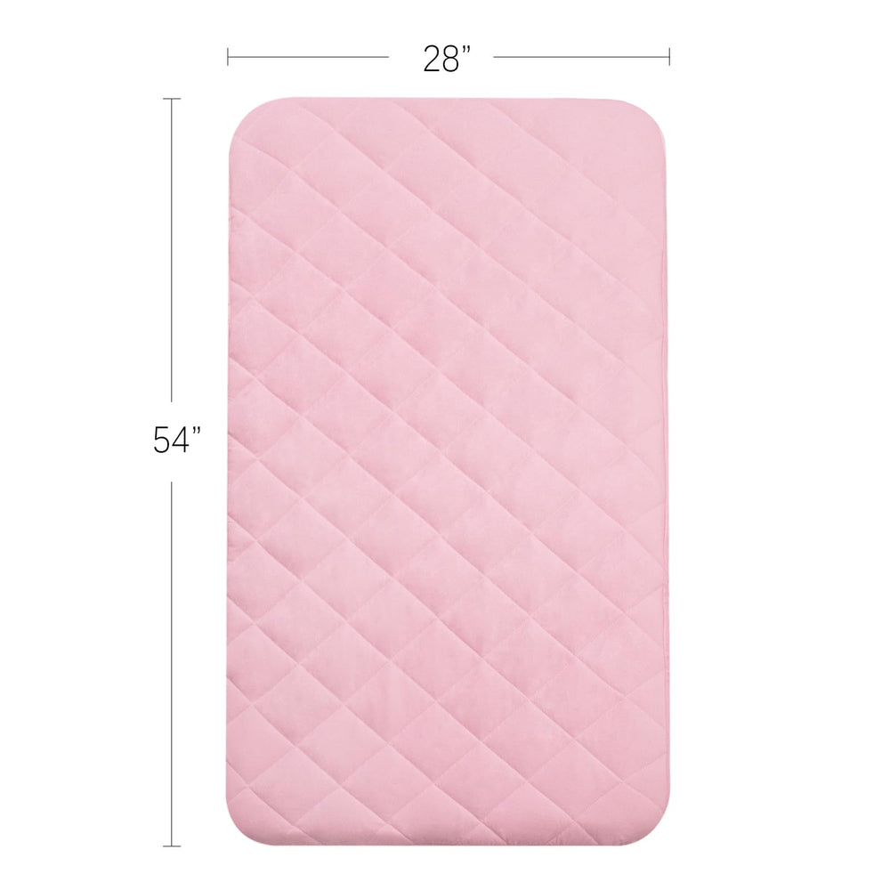 Machine-washable and dryer-safe Biloban sheet resists shrinking and wear