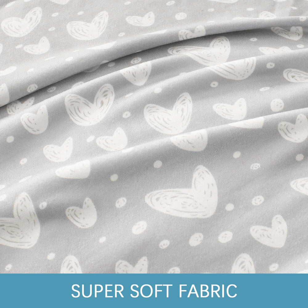 Biloban moisture-wicking fabric on U-shaped cover keeps you comfortably cool.