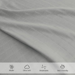 Biloban skin-friendly muslin sheet supports baby comfort.