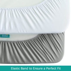 Biloban skin-friendly knit fabric offers a soft touch for sensitive baby skin.