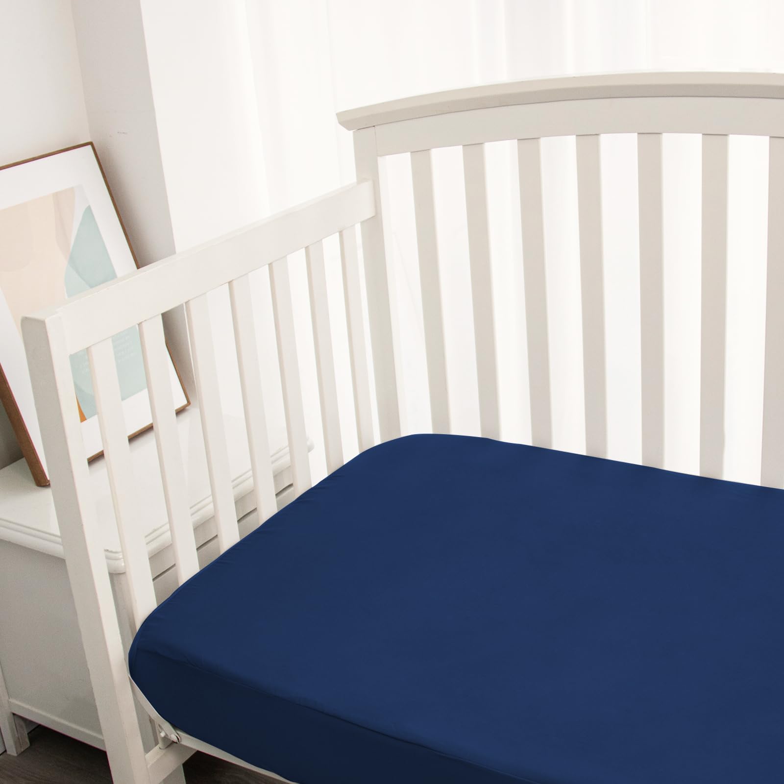 Biloban skin-friendly fabric keeps baby comfortable through naps.