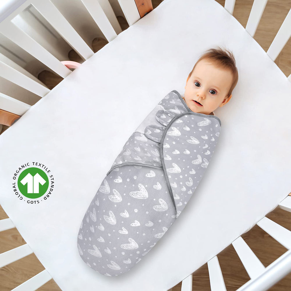 Biloban swaddles ultra-soft cotton fabric for gentle warmth.