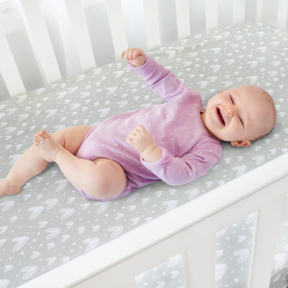 Biloban ultra-soft breathable crib sheet displayed for cozy, comfortable sleep