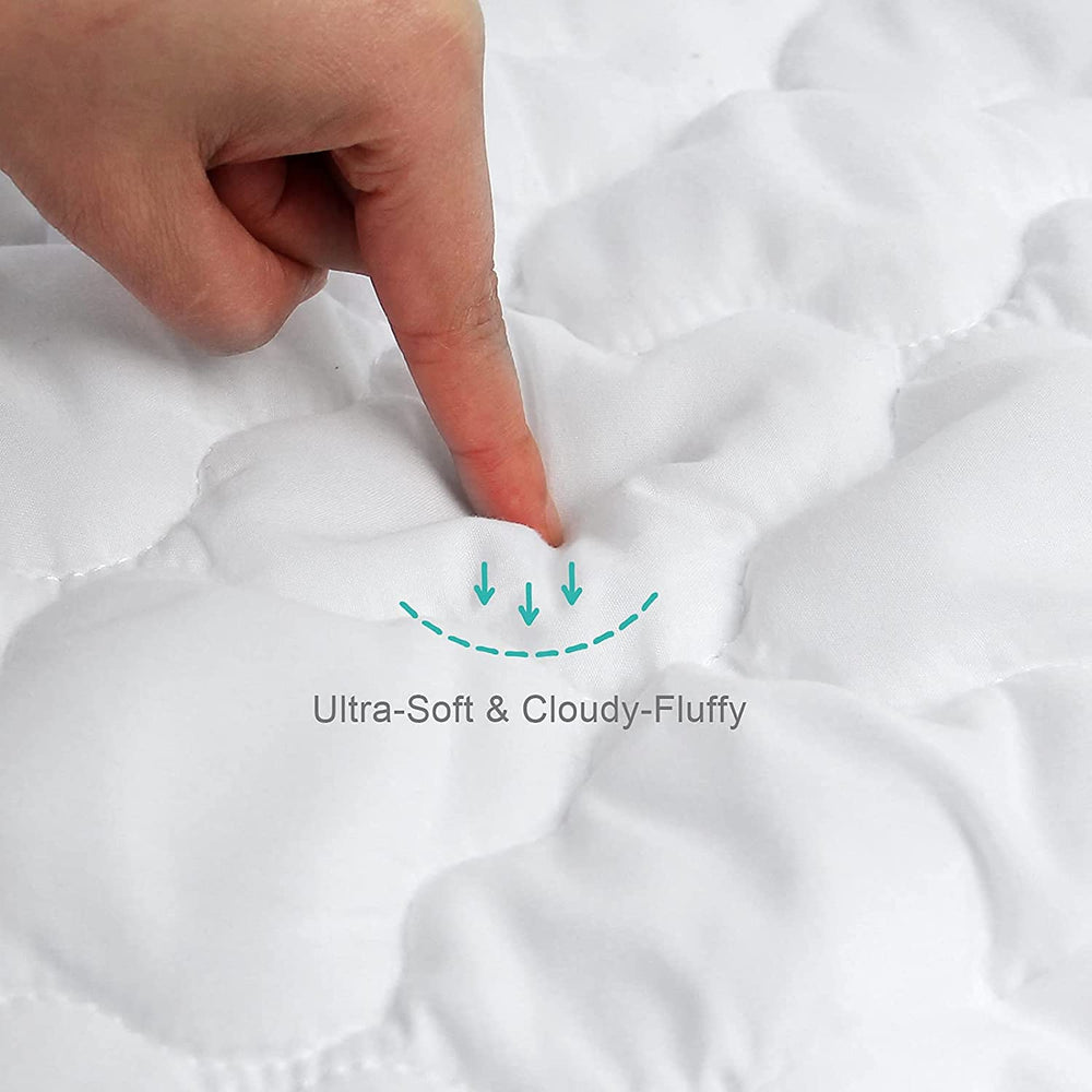 Biloban waterproof crib cover stays noiseless for peaceful naps and mess-free mornings.