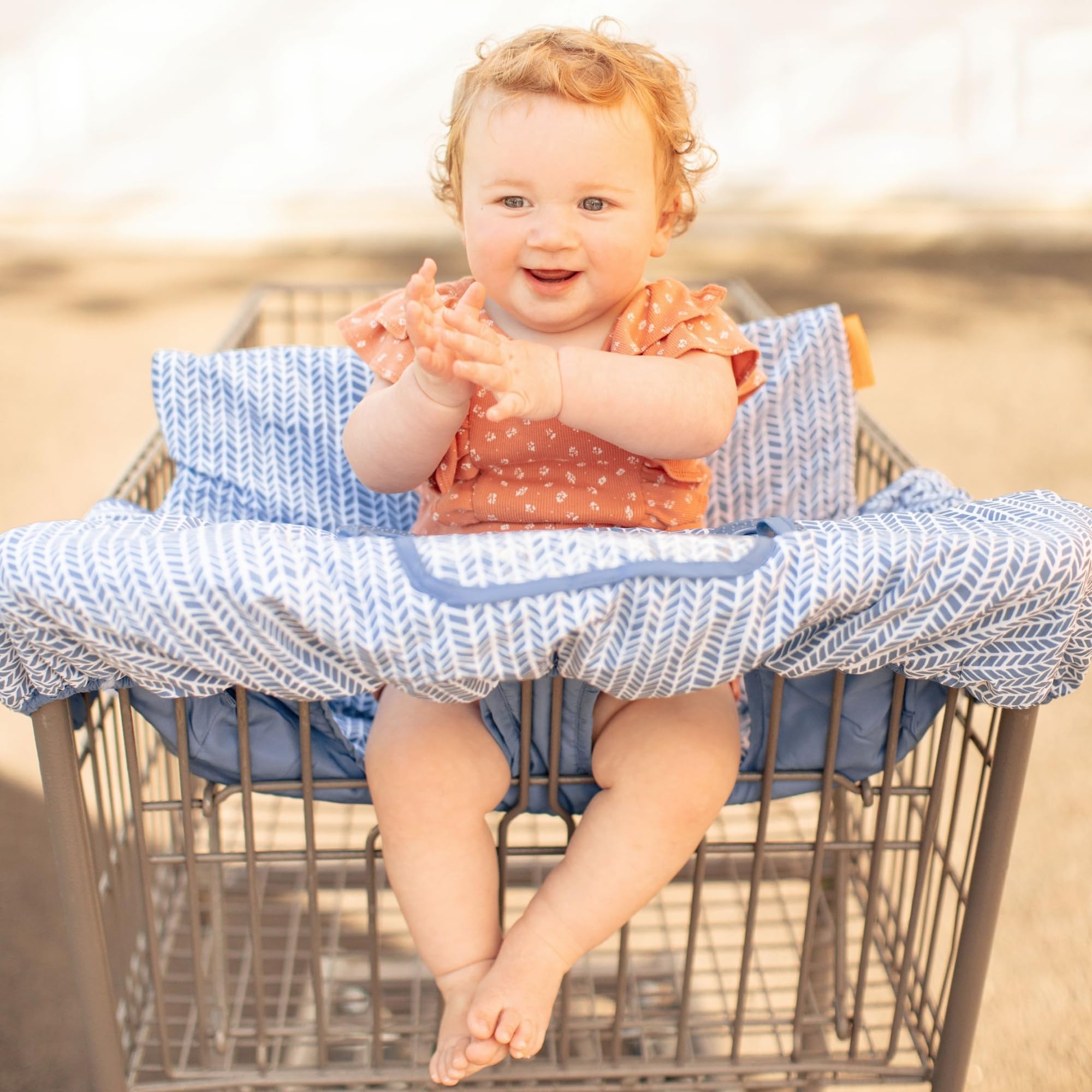 Binxy Baby universal-fit design works with most carts and high chairs.