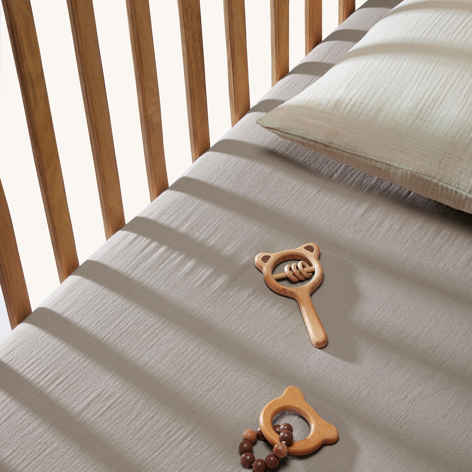 BIOWEAVES Wind Chime design packaging—eco-friendly presentation signals natural, sustainable baby gear.