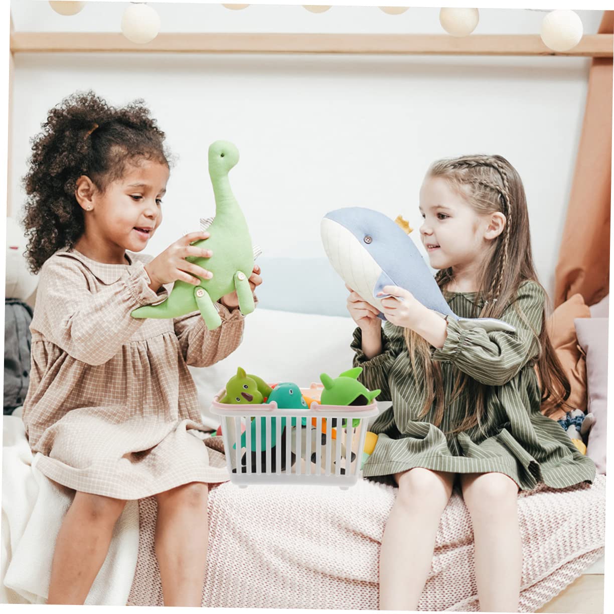BIUDECO toy and toiletries basket simplifies clutter in kids' rooms.