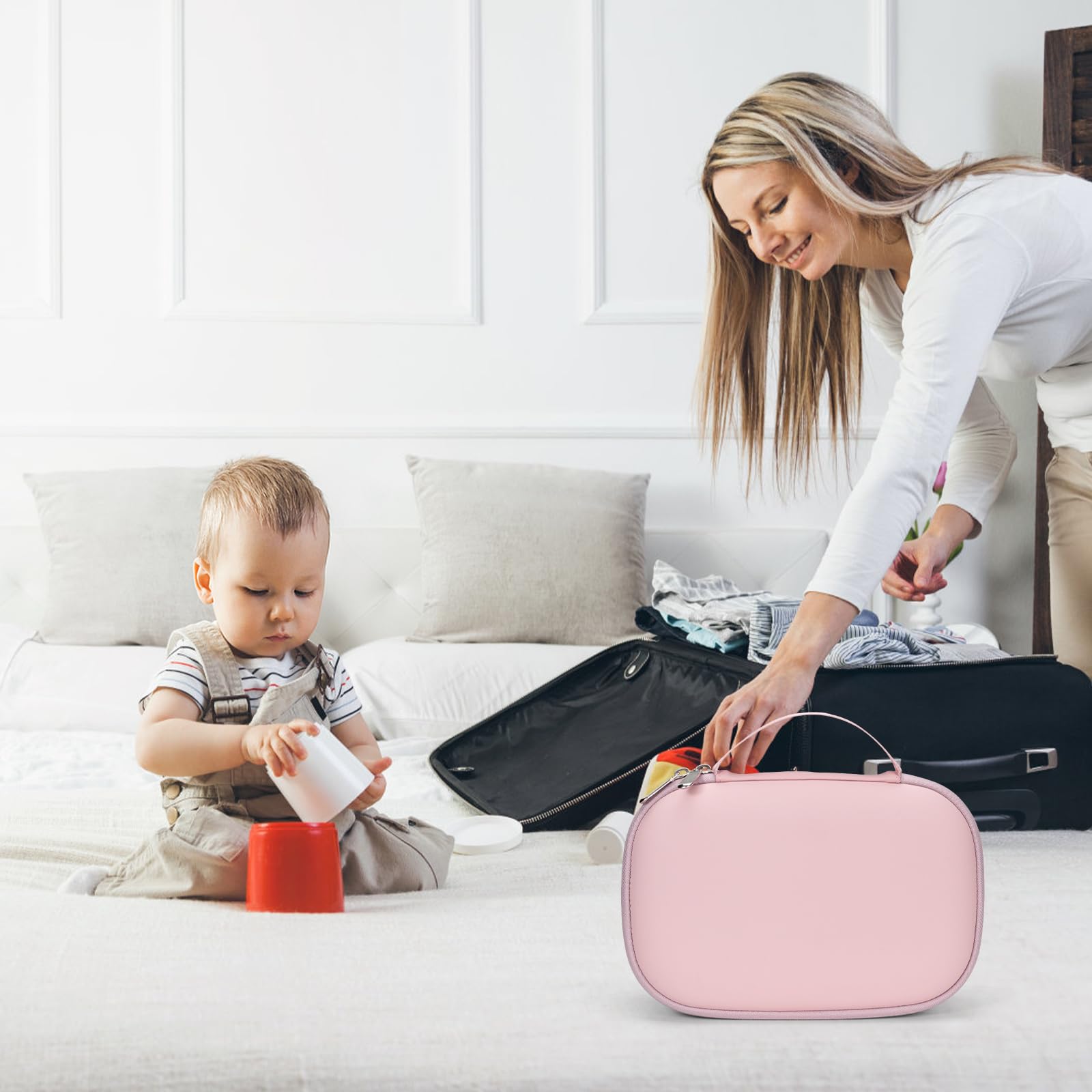 Bjabtan no-logo case preserves privacy while carrying pumps.