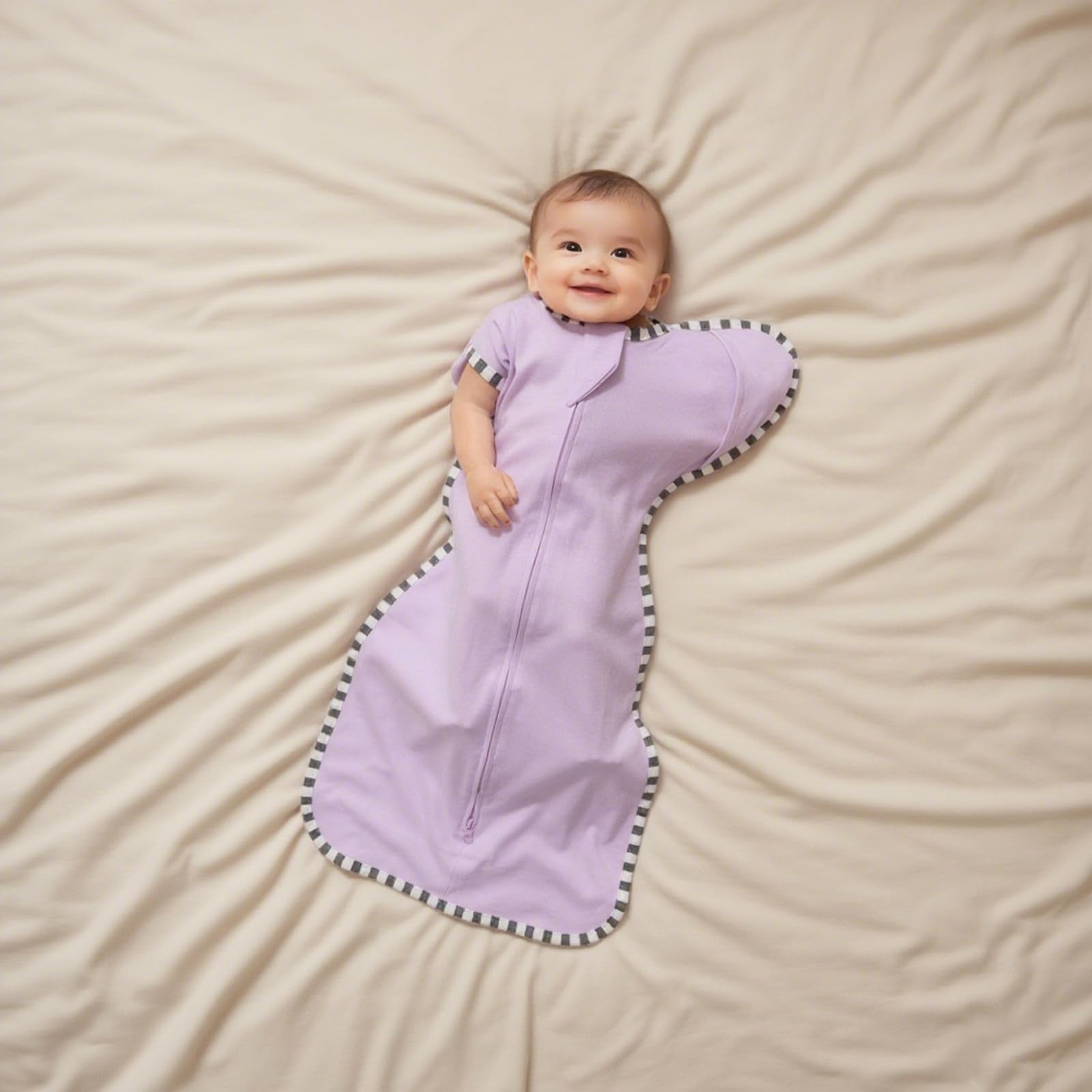 Blackleaf Baby swaddle arm-up design close-up showing snug fit