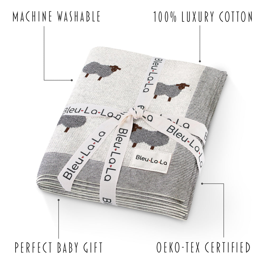 Bleu La La baby blanket in stroller demonstrates versatile everyday use