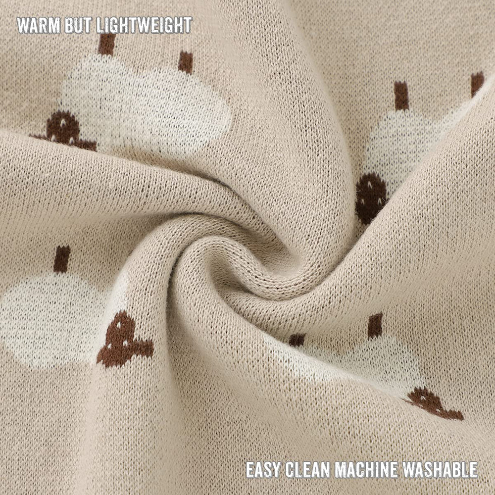 Bleu La La breathable, lightweight-knit blanket for year-round use.