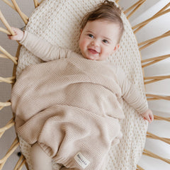 Bleu La La blanket close-up shows tender-knit texture for sensitive skin.