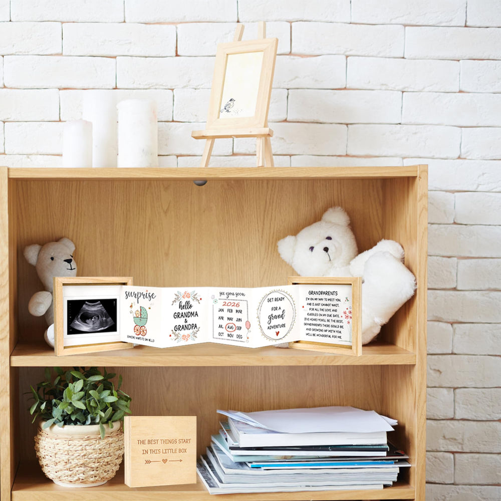 Blinking Stars handcrafted pinewood construction ensures a timeless keepsake gift