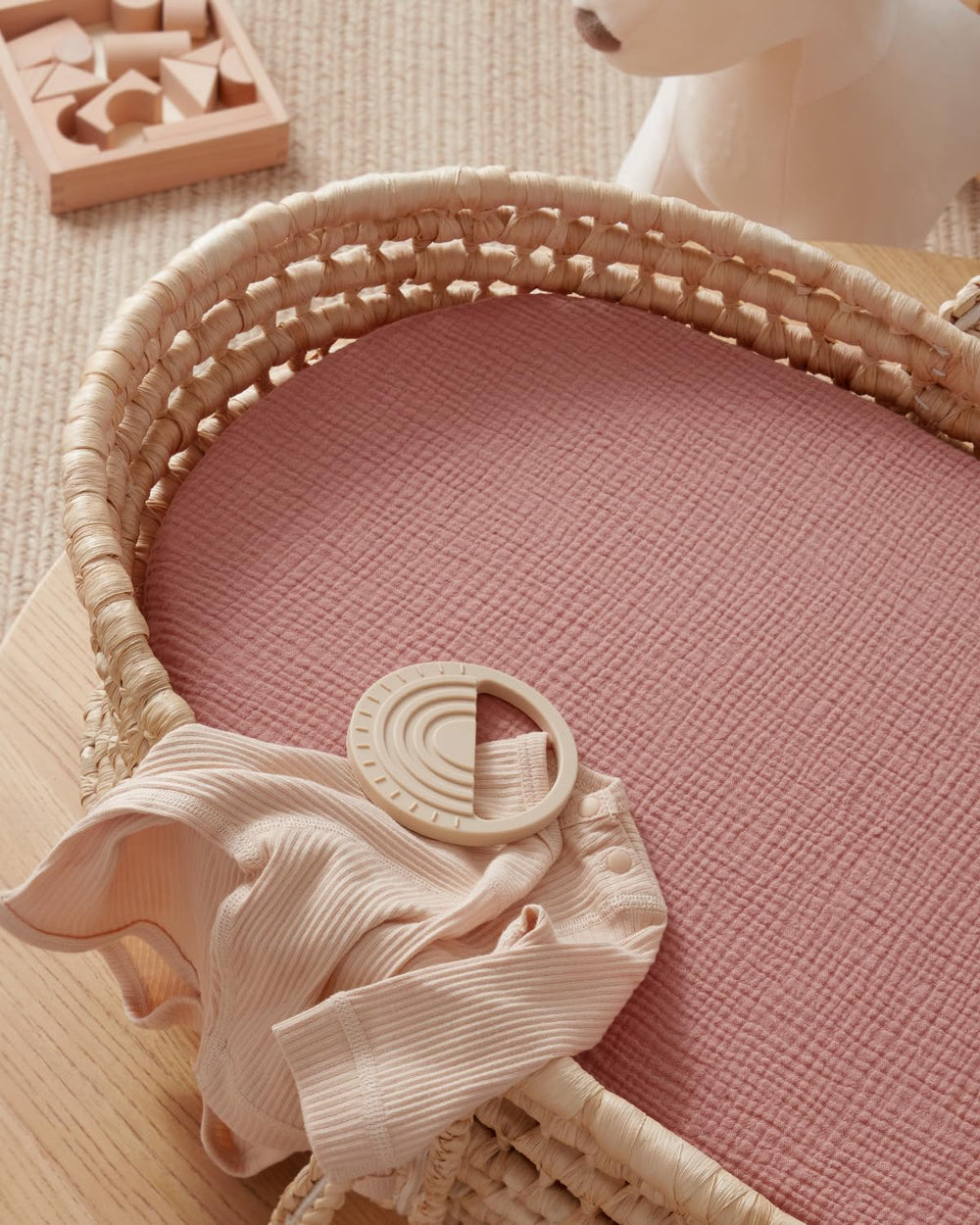 Durable double-layer fabric resists fading and pilling after machine washing.