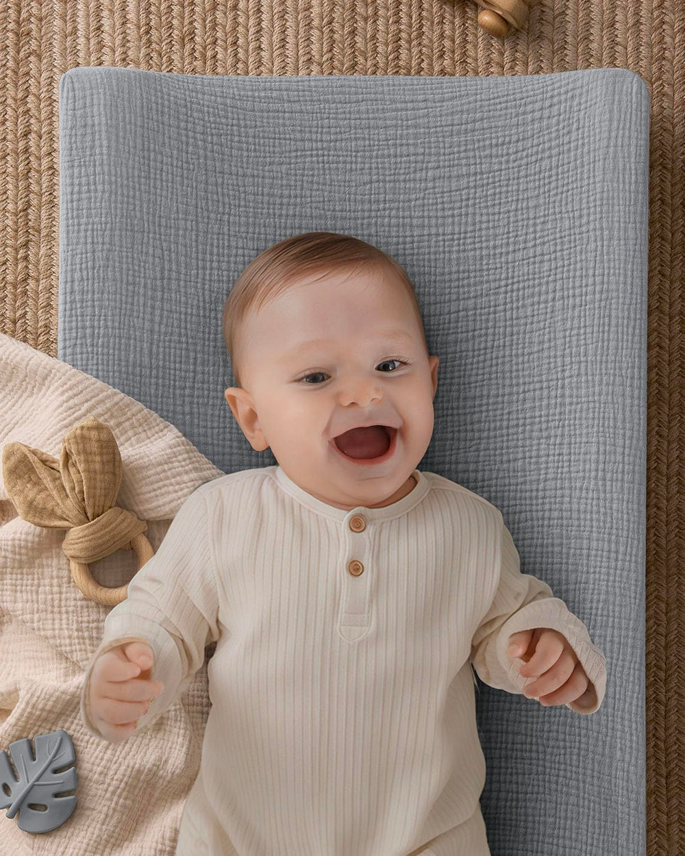 Blissful Diary anti-roll sides help keep baby secure