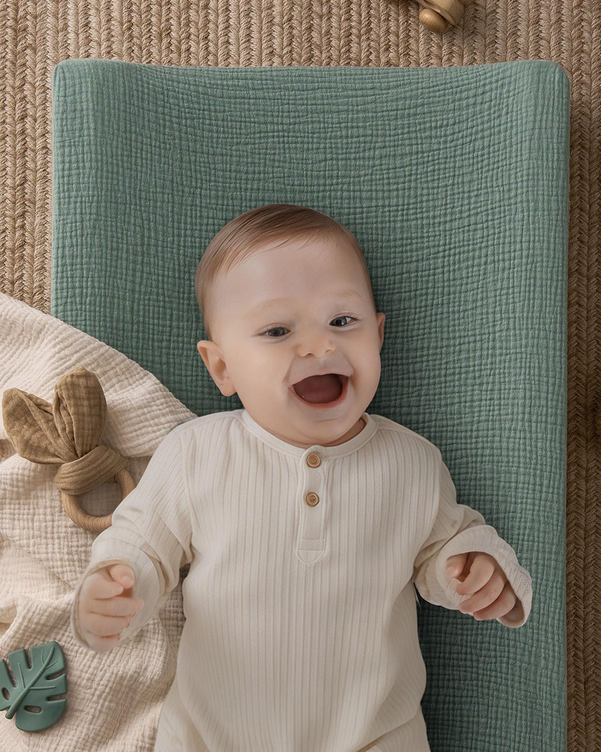 Blissful Diary contoured anti-roll sides keep baby secure during changes